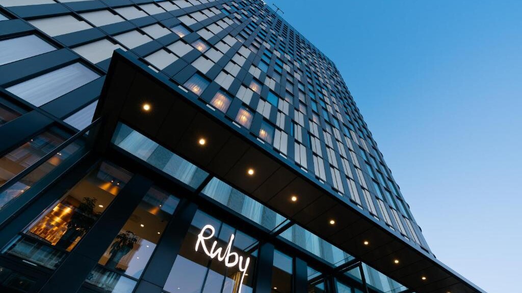 P Amsterdam Amstelvlietstraat 4 Ruby Emma hotel 1