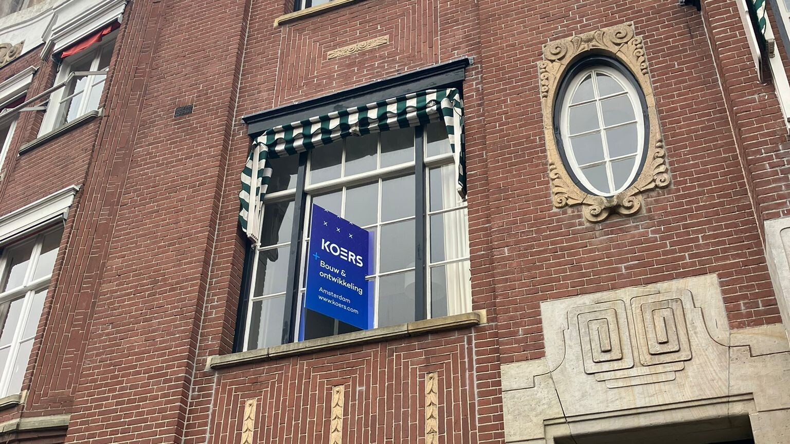 P Amsterdam Johannes Vermeerplein 1 6