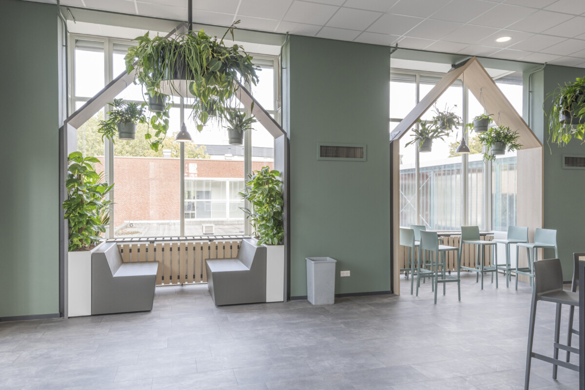 Stanislav College Delft DSC0654