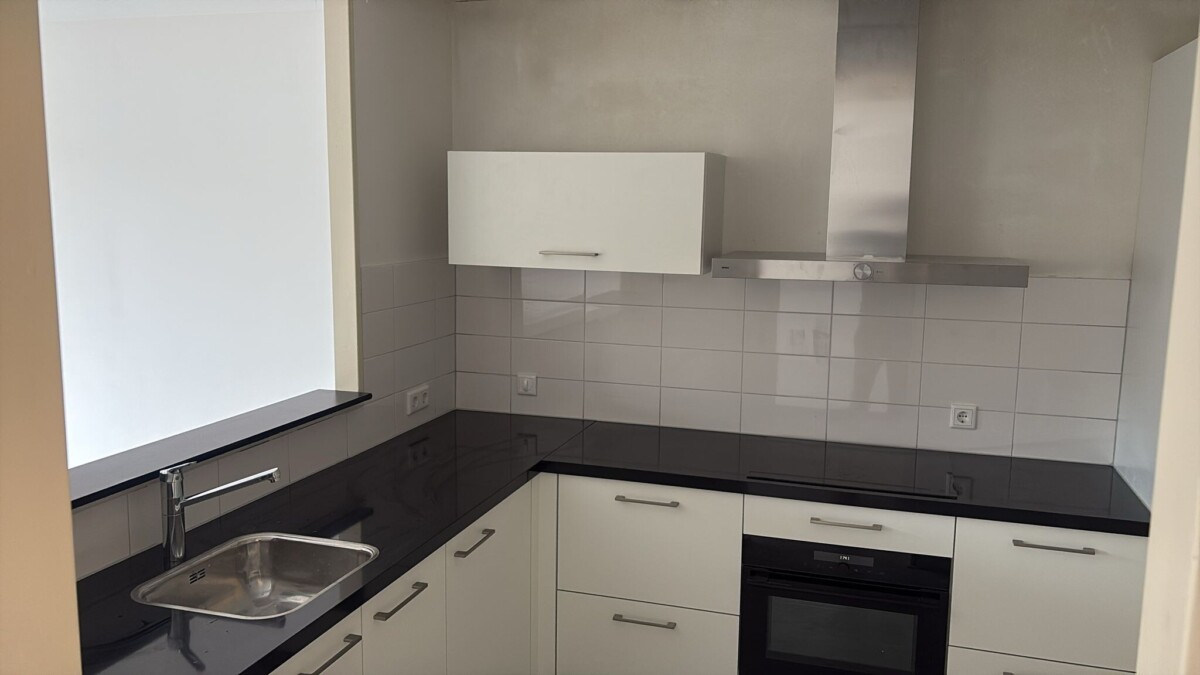 Dijkhoeve 95 Houten keuken na 1