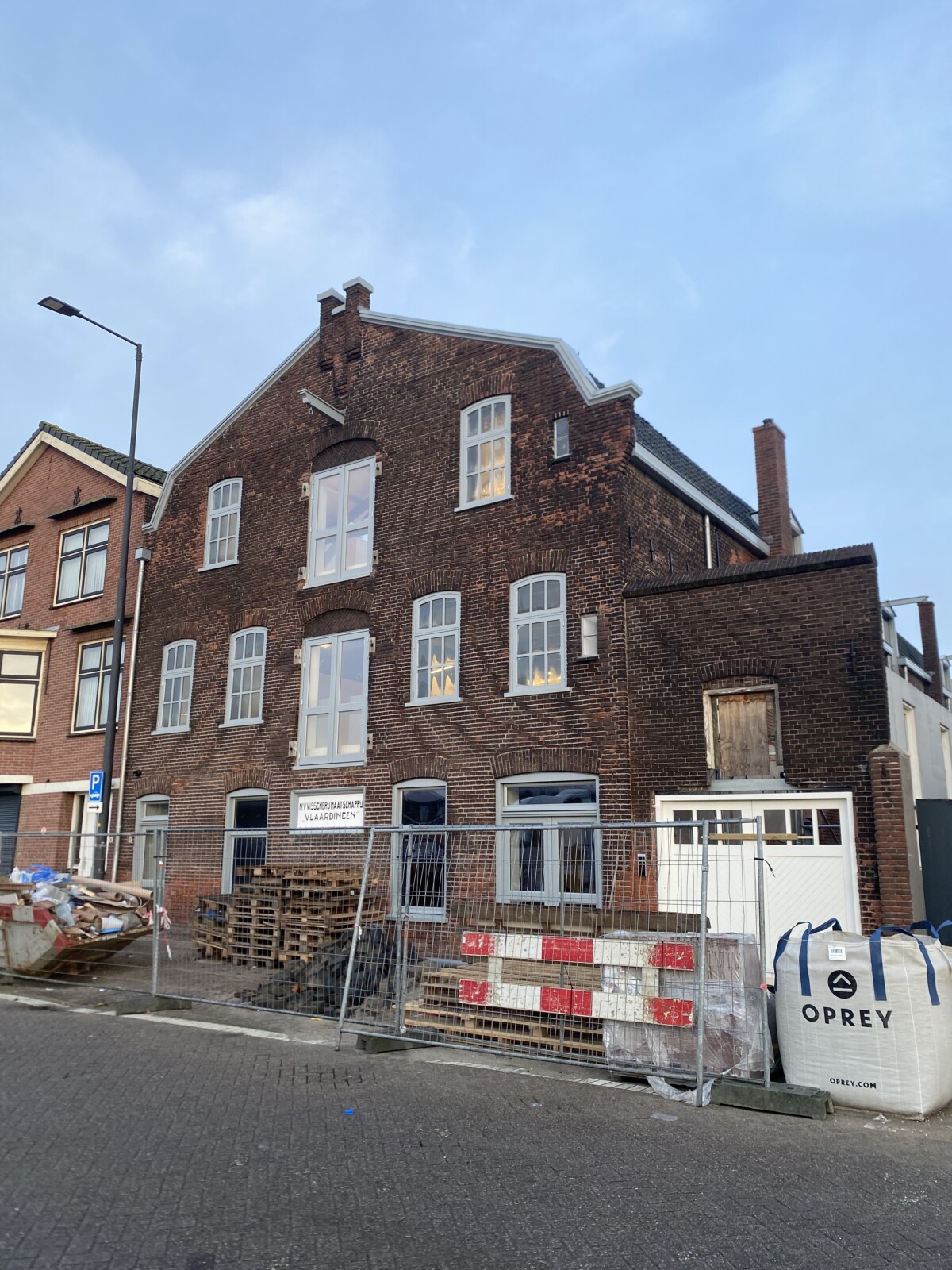 P Vlaardingen wilhelminahaven Visafslag 24