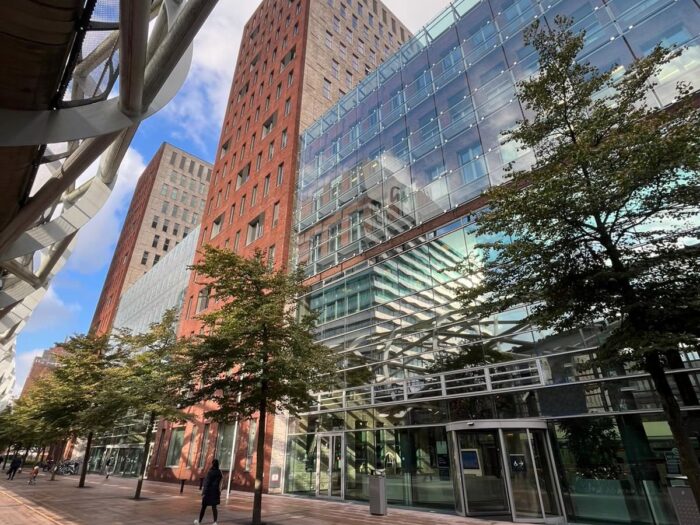 Upgrade 29 toiletgroepen in kantoorgebouw in Den Haag