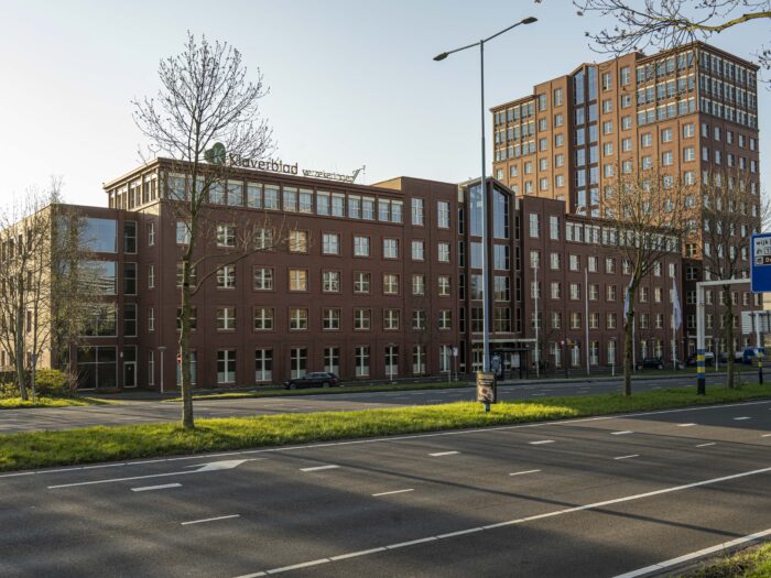 Revitalisering van het interieur in het hoofdkantoor van Klaverblad in Zoetermeer