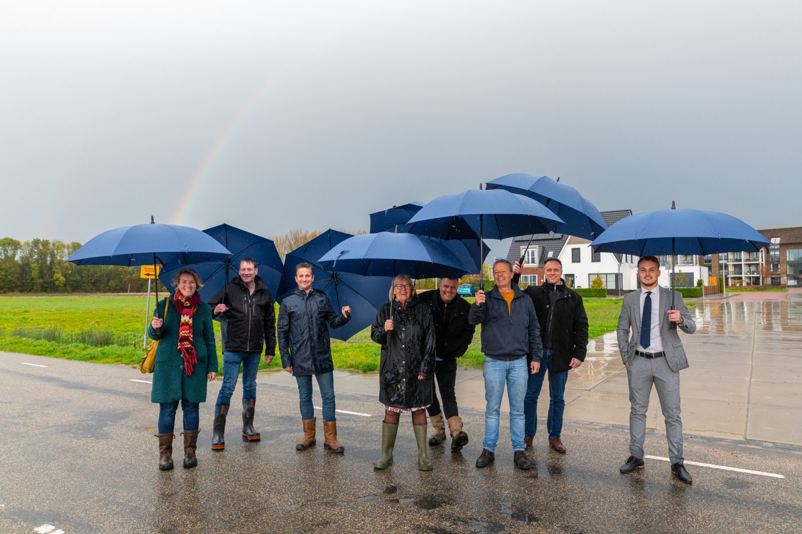 Harmke van der Meer, Freerk van der Meer, Wim Fortuin, Wethouder Baartmans, Arjan Pfaff, Kees Kerstens, Ronald Roelofs en Arjan van de Watering.